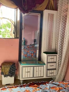 dressing table with duble side mirror