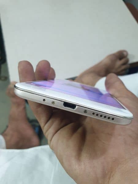 vivo y66 4/64 for sale 2