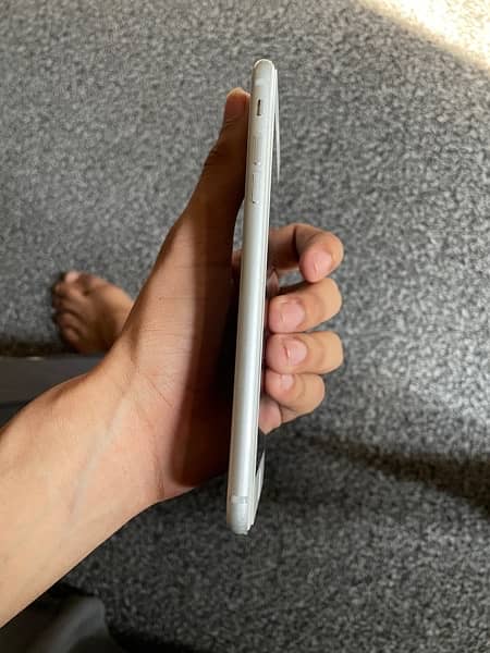 iphone 8 plus non PTA 64 /gb waterpack 4