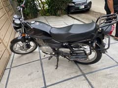 Suzuki GS 150 Alloy Rim and disk break variant 0