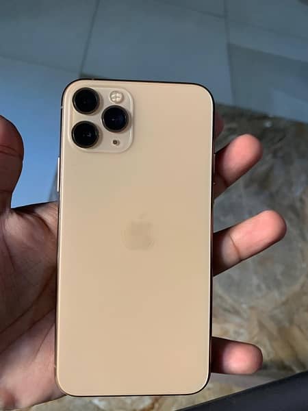 IPhone 11 pro 4