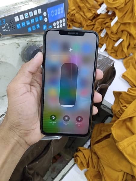 iPhone XS Max pta approved complete saman 2