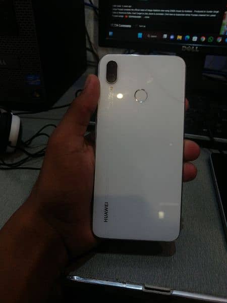 Huawei nova i3 1