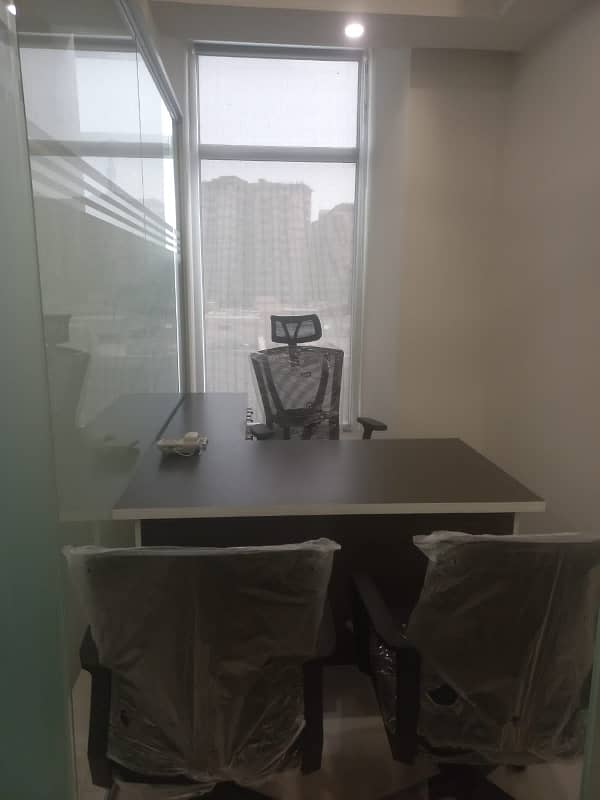 MAN SABA AVENUE VIP LAVISH FURNISHED OFFICE FOR RENT 24 &7 OFFICE WORK 9