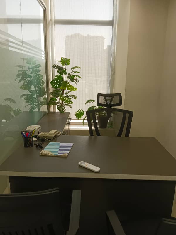 MAN SABA AVENUE VIP LAVISH FURNISHED OFFICE FOR RENT 24 &7 OFFICE WORK 14