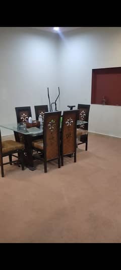 6 seater dining table