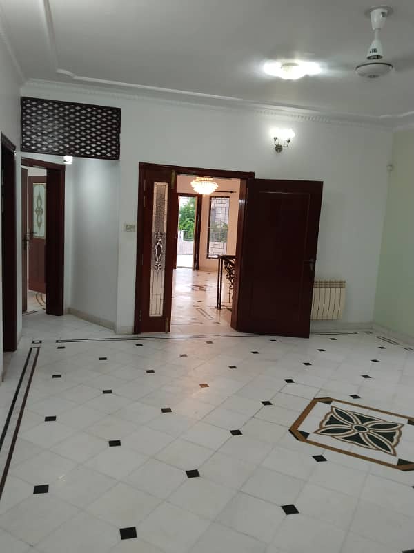 E11 Margalla view 3bed upper portion 4