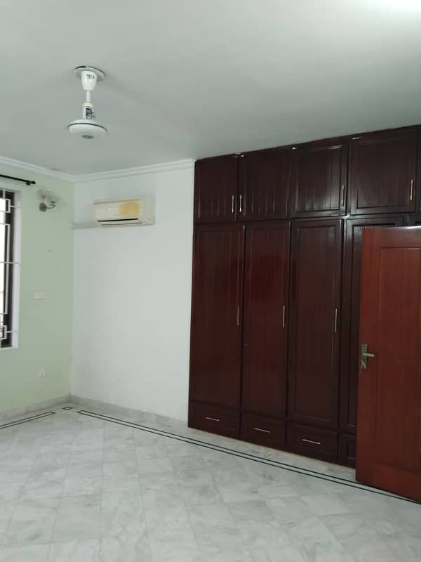 E11 Margalla view 3bed upper portion 12