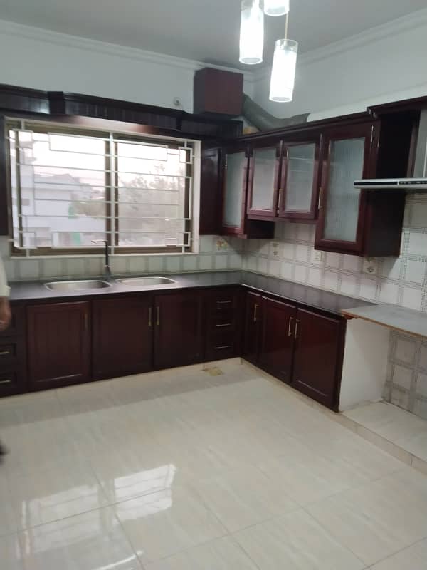 E11 Margalla view 3bed upper portion 19