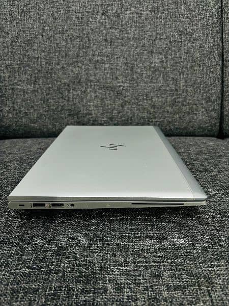 Hp Elitebook 840 G7 
Core I5 10th Generation 1