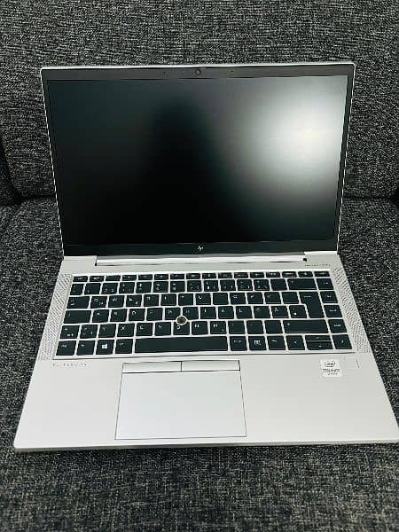 Hp Elitebook 840 G7 
Core I5 10th Generation 2