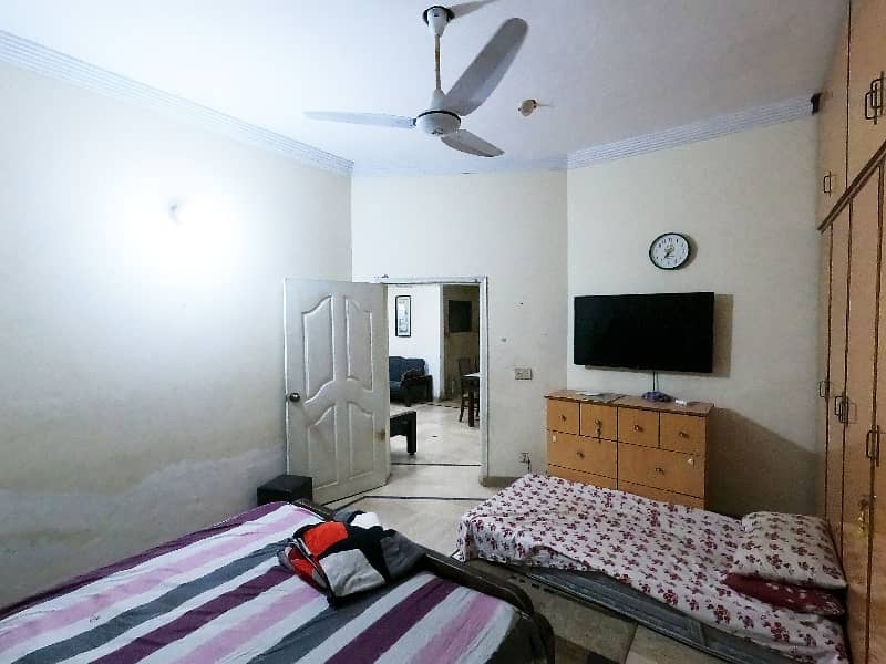 Good Prime Location 11 Marla House For rent In Pak Arab Society Phase 1 - Block C 23