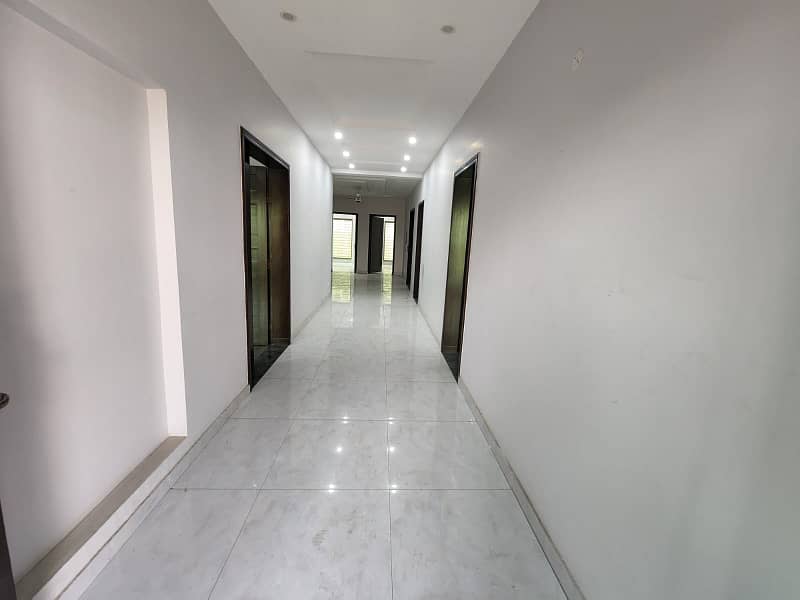 Separate Entrance 1 Kanal Ground Floor House Available For Rent In Lake City Sector M-2 5