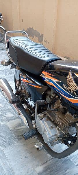 Honda 125 Available For Sale Model 2019 Total Genuine Bike! 4