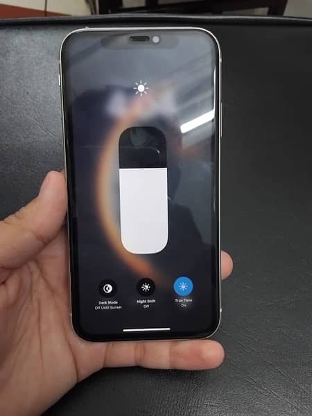 iphone 11 128 gb official pta approved 6