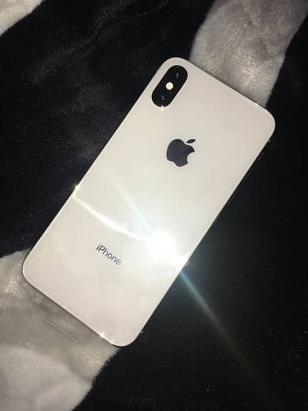 Iphone xs 10/9.8 condition 4