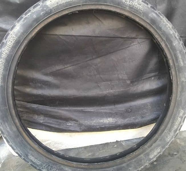 Service tyres 3