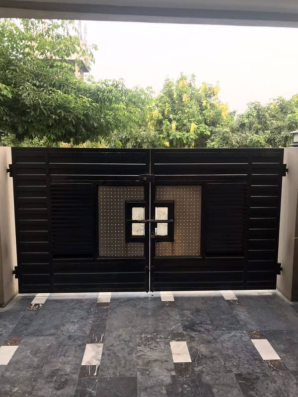 slightly used 5 Marla house for sale in Phase 6 DHA LAHORE 0