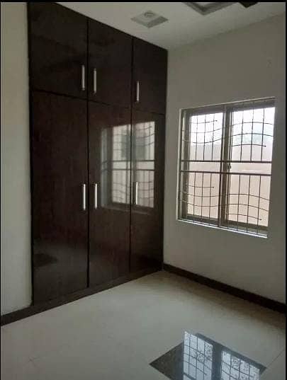 5 Marla Upper Portion For Rent In Eden Boulevard College Road 3