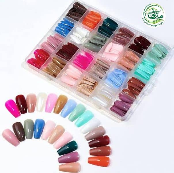 Artificial Nails Box 24 colors 576 Nails 2