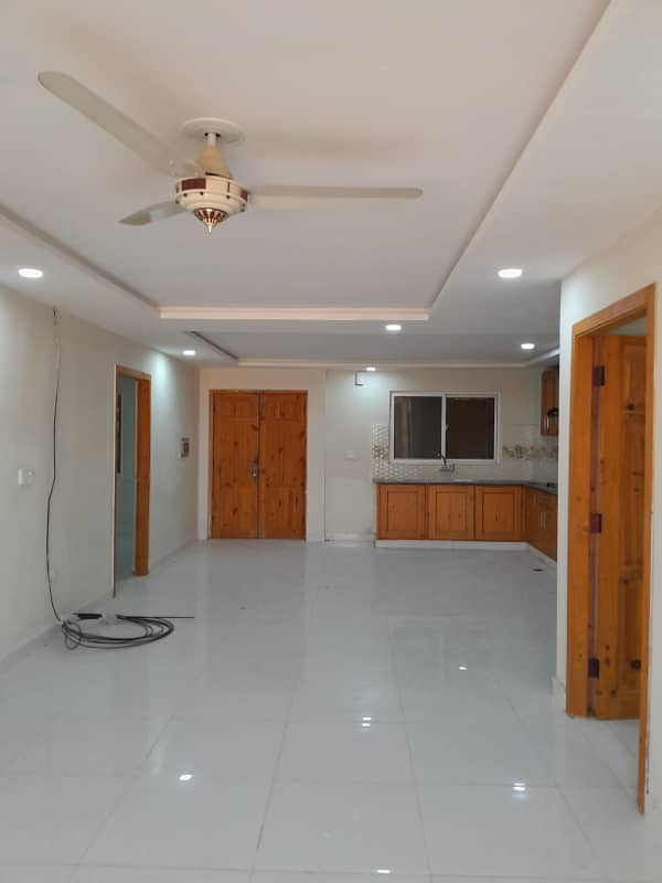 3 Bed Appartment Available for Rent in E-11 1