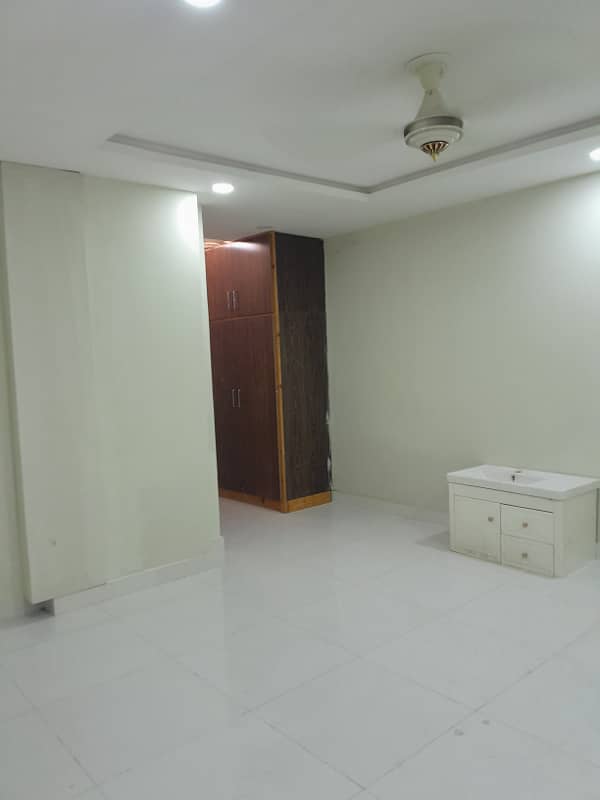 3 Bed Appartment Available for Rent in E-11 8