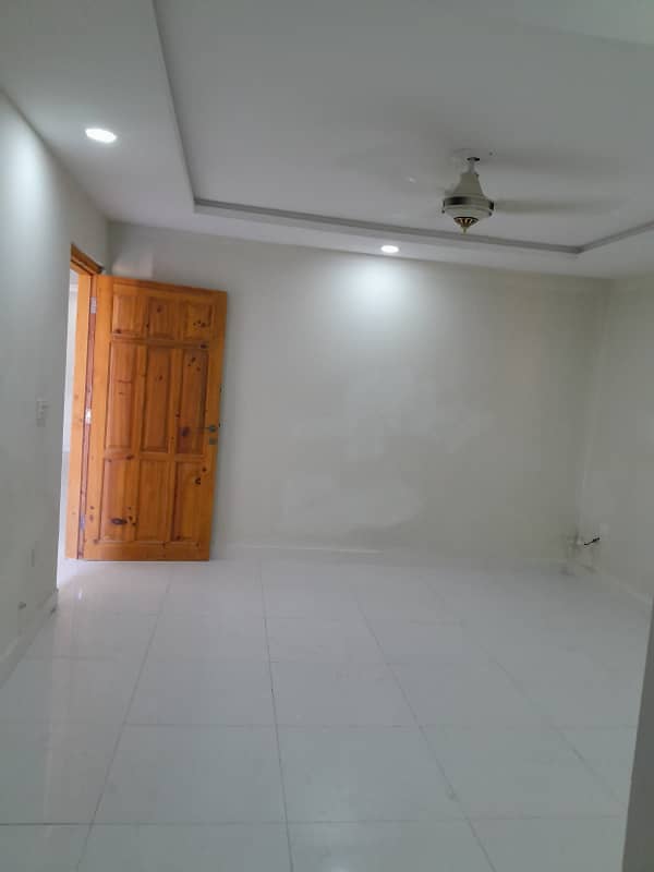 3 Bed Appartment Available for Rent in E-11 9