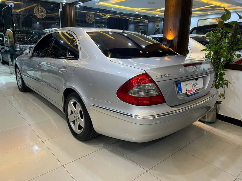 Mercedes E Class 2004/2019 E200 For sale 9