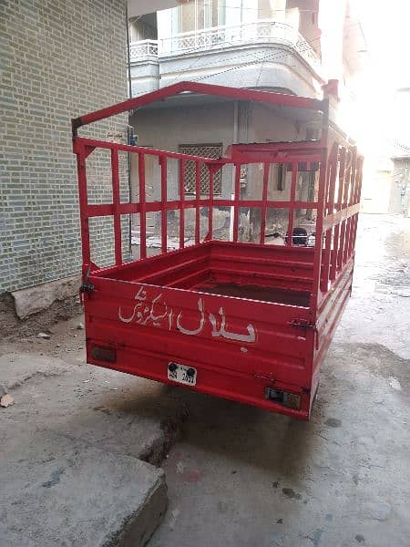 united 100 loader rikshaw 4