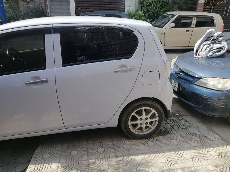 Daihatsu Mira 2012 10