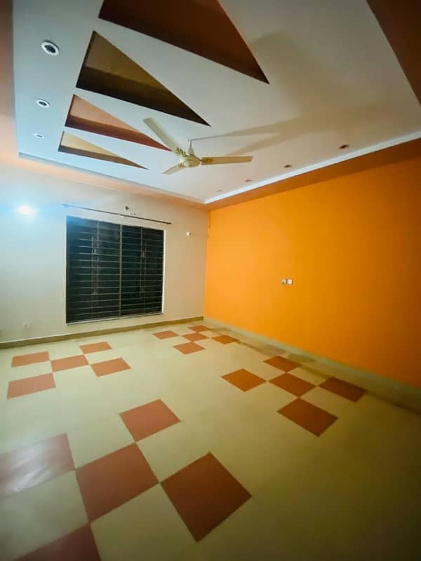 1 Kanal Upper Portion Available In Punjab Society Lahore 4