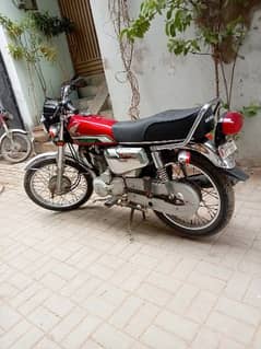 Honda 125 special edition