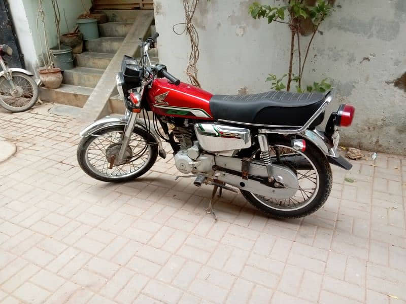 Honda 125 special edition 1