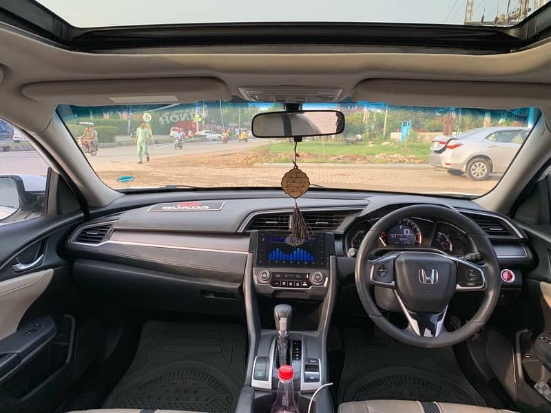 Honda Civic Oriel UG 2018 Red Meter 6