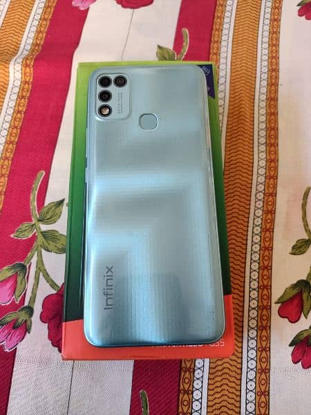 Infinix hot 10play like new  in lush condition not any a single fault 3