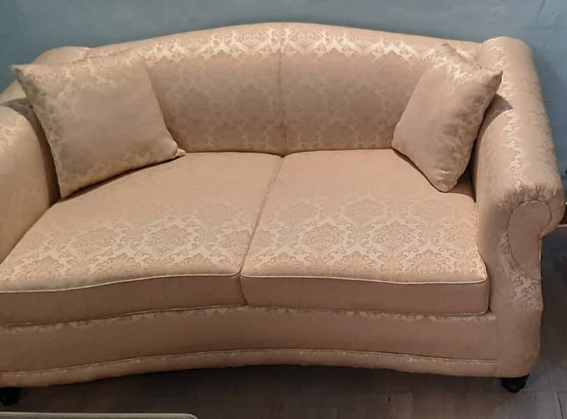 Slightly Used 6-Seater Sofa Set 2