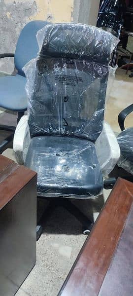 office Table chair 1