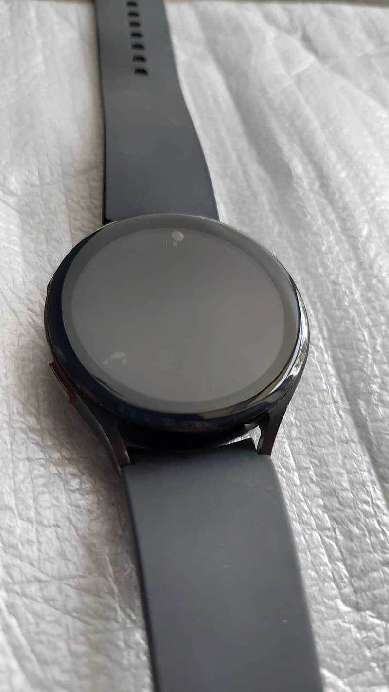 Samsung Galaxy Watch 4 1