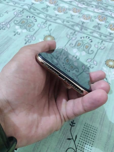 Iphone XS Official PTA approved true tone active Sale or Exchange 5