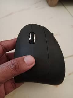 wireless Mouse with rechargeable built-in battery 0