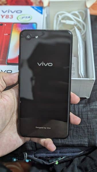 Vivo Y83 6