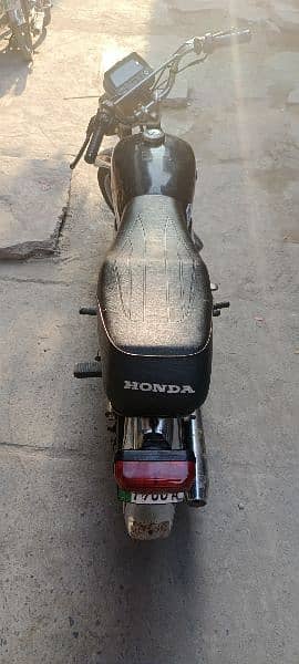 Road Prince bike70 cc for sale urgent 3