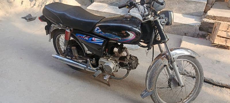 Road Prince bike70 cc for sale urgent 7