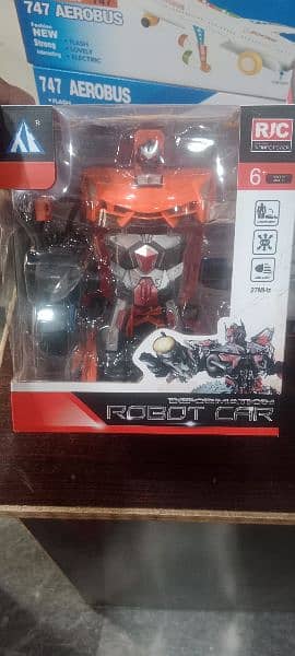 Robot Car Transformers into Robot and Car Automatically 2