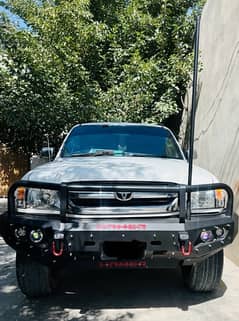 Toyota Hilux 2005 0