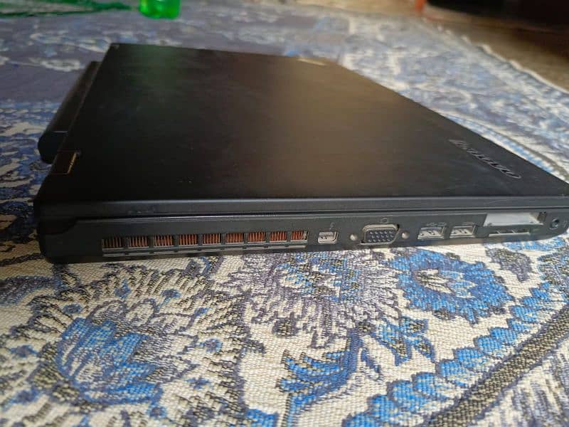 Lenovo Thinkpad W541 1