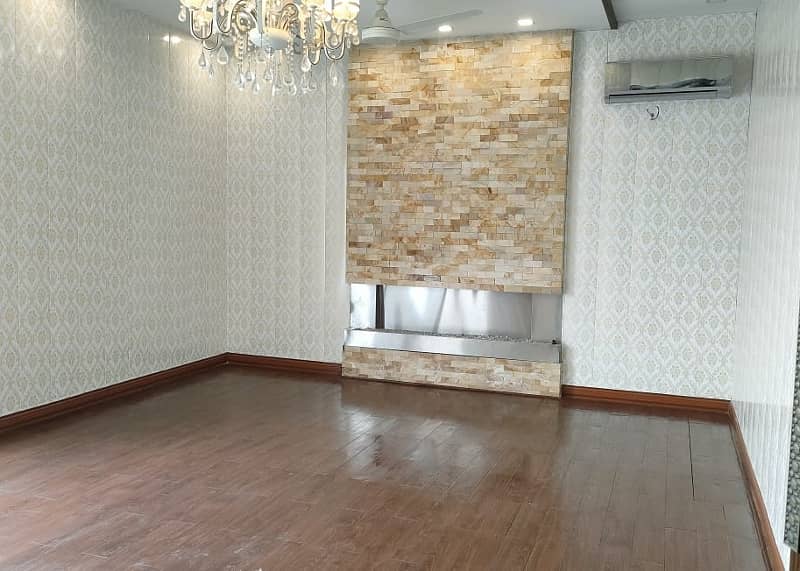 1 Kanal Full House Available For Rent In DHA Phase 5 Lahore 2