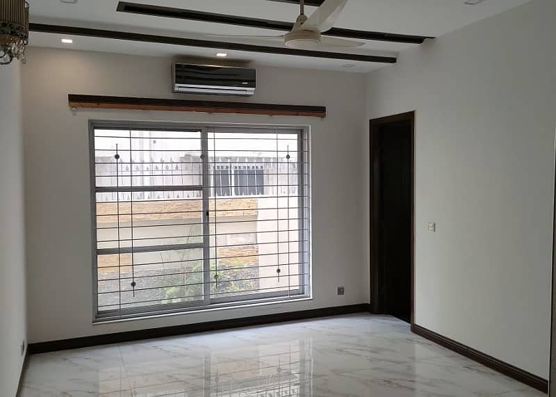 1 Kanal Full House Available For Rent In DHA Phase 5 Lahore 19