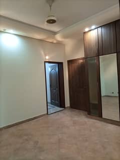 1 kanal separate gate upper portion for rent in wapda Town phase 1.