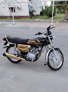 Honda CG 125 Special Edition,Golden black,Self Start.